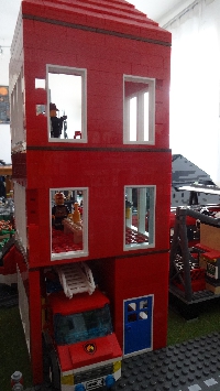 Polizei, Krankenhaus, Feuerwehr (3)